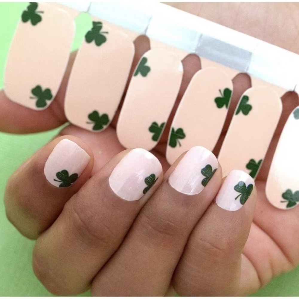 Color Street Irish You‎ Luck Nail Polish Strips FDS496 Shamrock St Patricks Day
